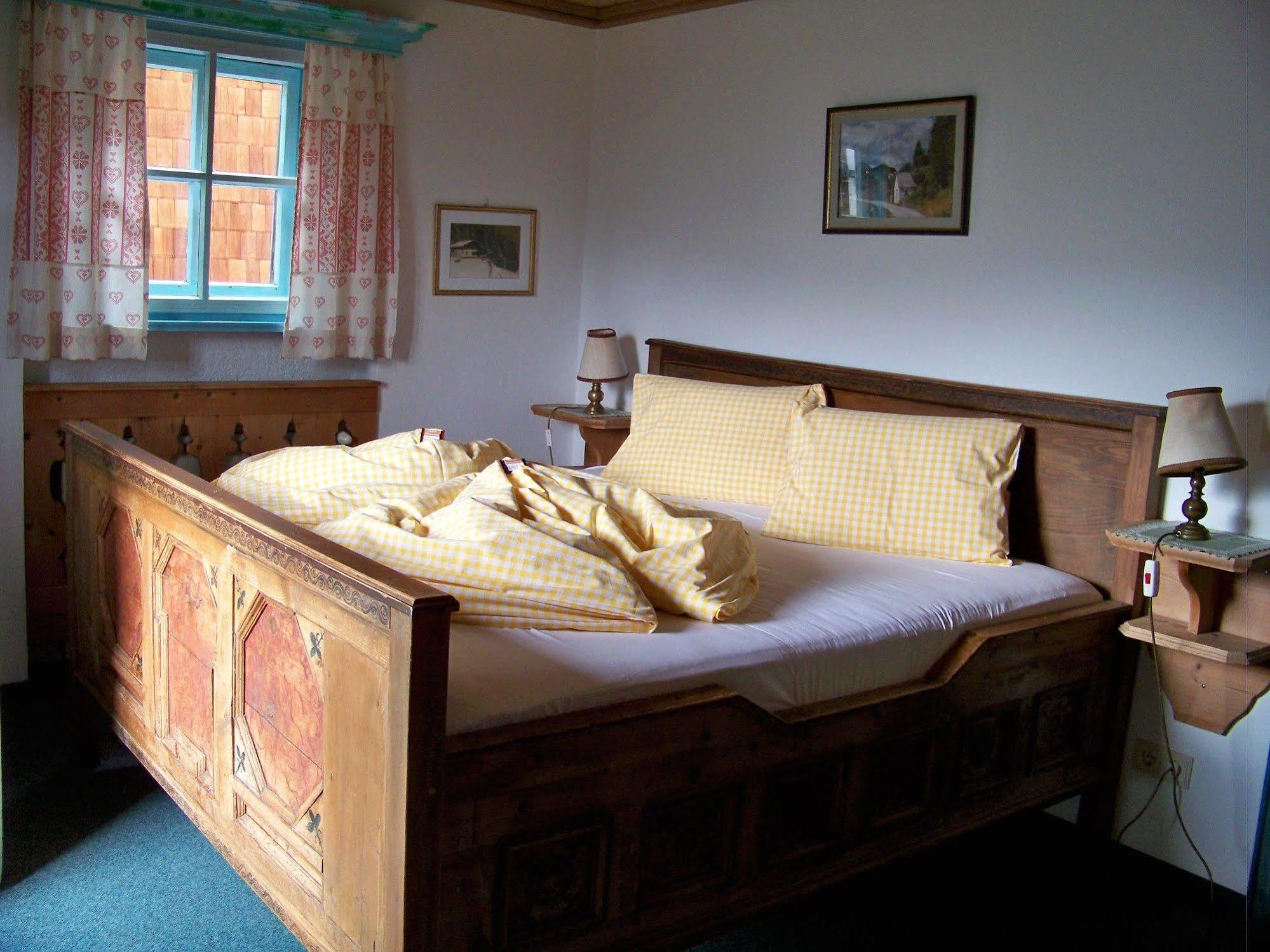 Gaestehaus Bichl Umhausen Esterno foto
