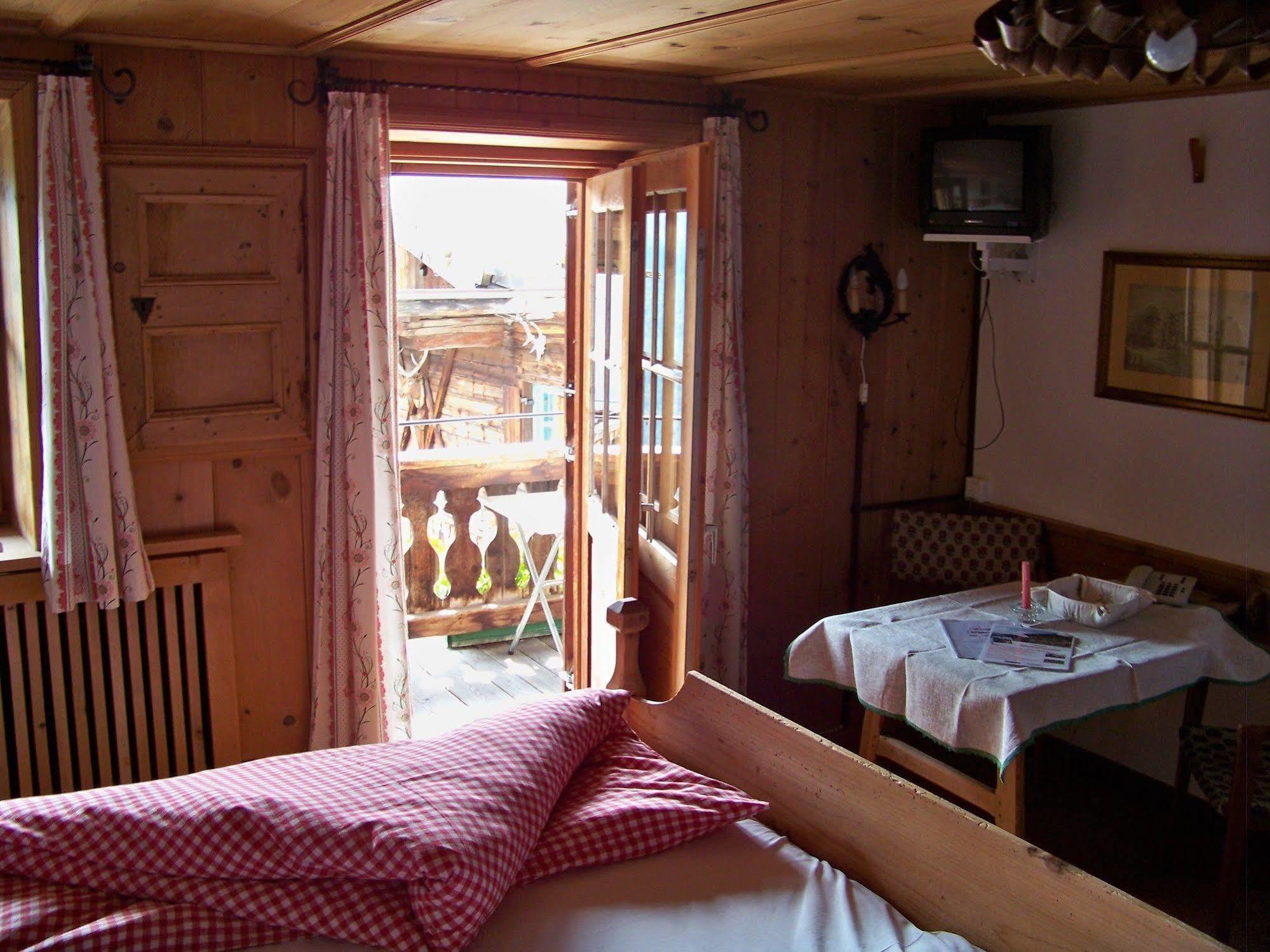 Gaestehaus Bichl Umhausen Esterno foto